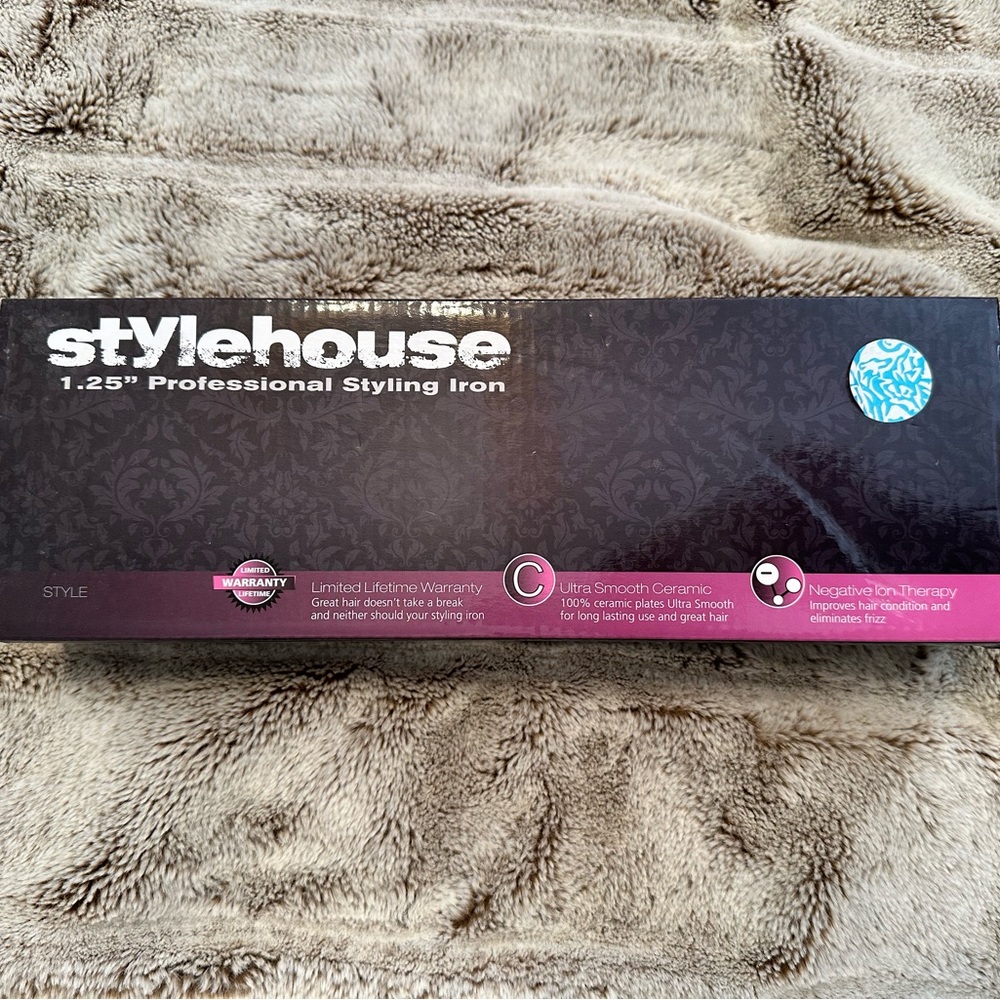 Stylehouse Black Professional Styling Iron